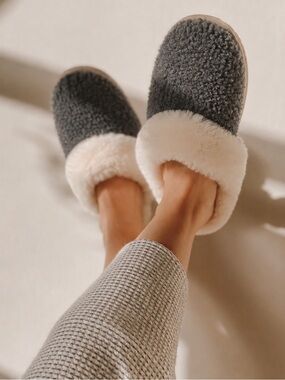 EMU Australia Jolie Teddy Charcoal Sheepskin Slippers Womens 8 Cozy Leisure